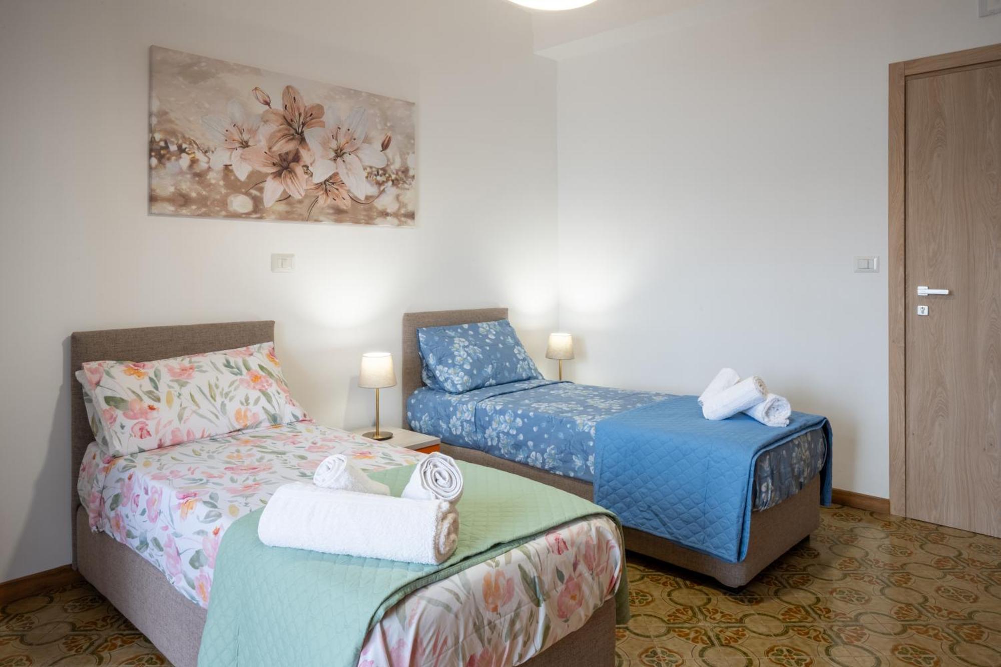 كازيرتا B&B Benvenuti Al Centro المظهر الخارجي الصورة