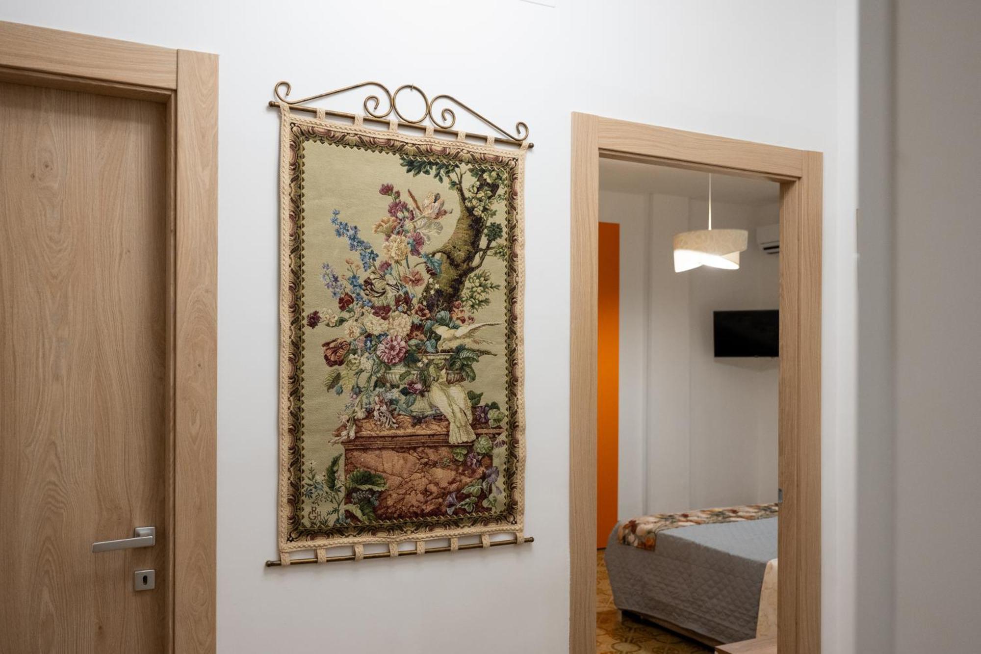 كازيرتا B&B Benvenuti Al Centro المظهر الخارجي الصورة